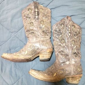 Corral Snip Toe Boots